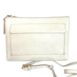 NEW URBAN EXPRESSION women's morris lizard crossbody handbag in oatmilk